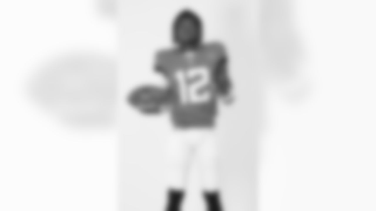 Jacksonville Jaguars defensive back and wide receiver Travis Hunter (12) poses for a portrait during the NFLPA Rookie Premiere on Saturday, May 17, 2025 in Thousand Oaks, Calif. (Ben Liebenberg/NFL)