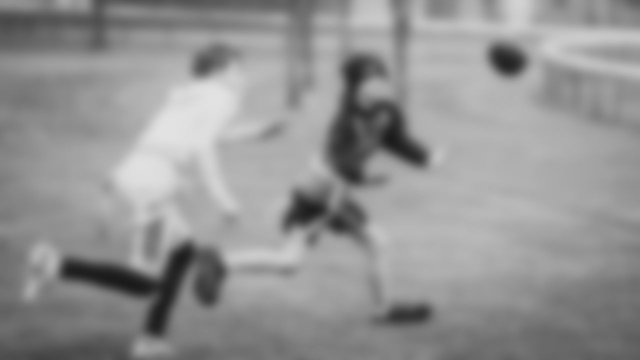 The Seahawks hosted a flag football clinic with NFL FLAG Vancouver at Unwin Park in Surrey, BC on Saturday, November 15, 2025.