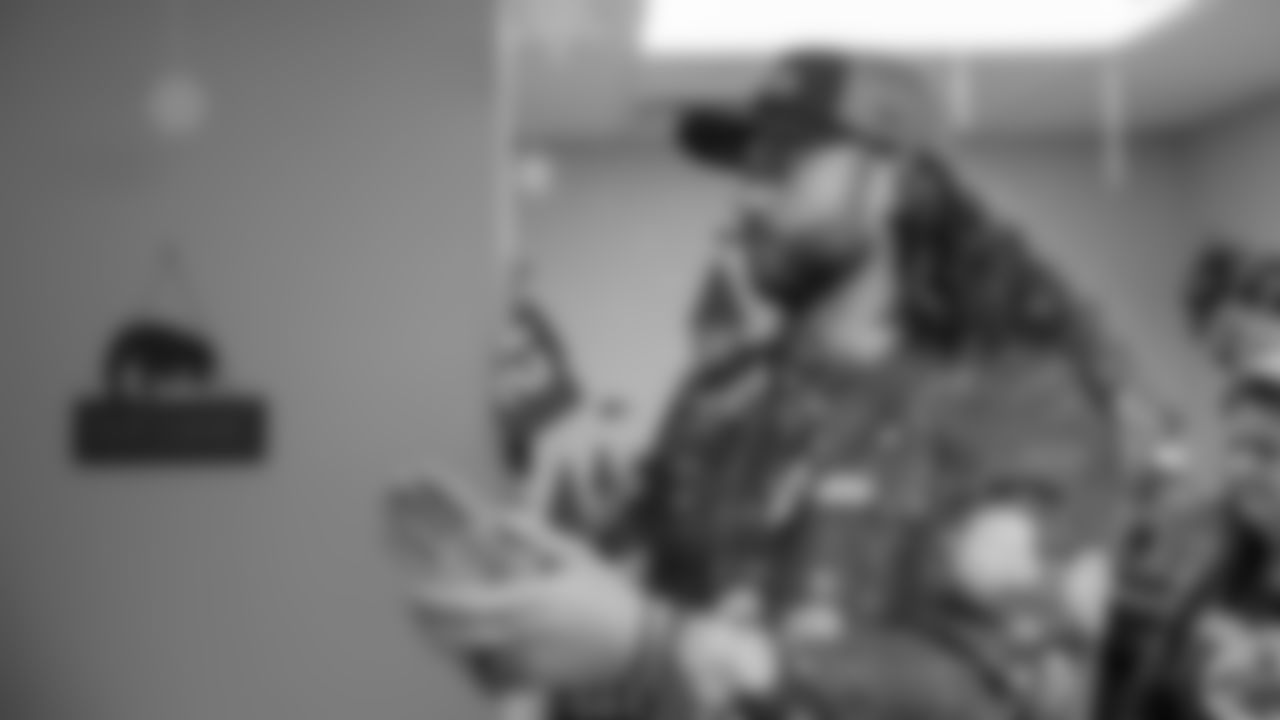 Seahawks Fullback Brady Russell, the Seahawks Dancers, and Blitz spent the day volunteering at Santa's Castle on Joint Base Lewis-McChord to celebrate the holidays and support service members and their families.