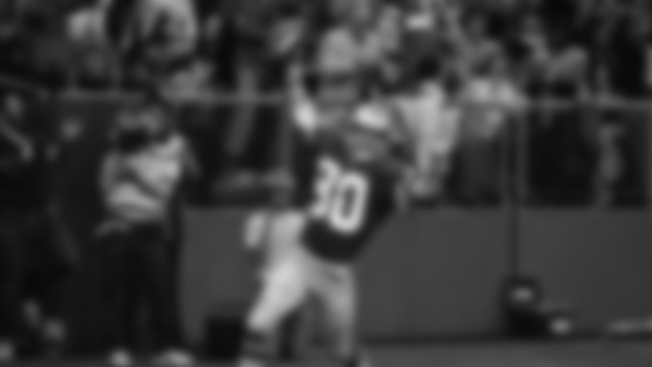 WR Steve Largent 1976-1989
