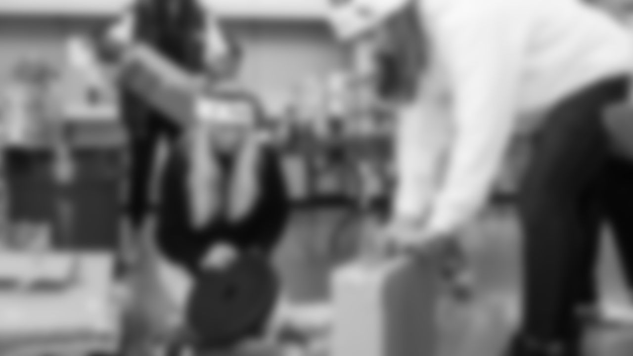 In spirit of the holiday season, the Seahawks volunteered on Wednesday, December 10th, 2025, at the Salvation Army Christmas Warehouse in Tukwila, WA, where they sorted donated toys and contributed $1,000 worth of additional toy donations.