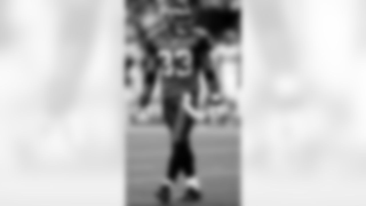 Seattle Seahawks free safety Marquand Manuel looks on during the NFC championship football game against the Carolina Panthers in Seattle, Sunday, Jan. 22, 2006. (AP Photo/John Froschauer)