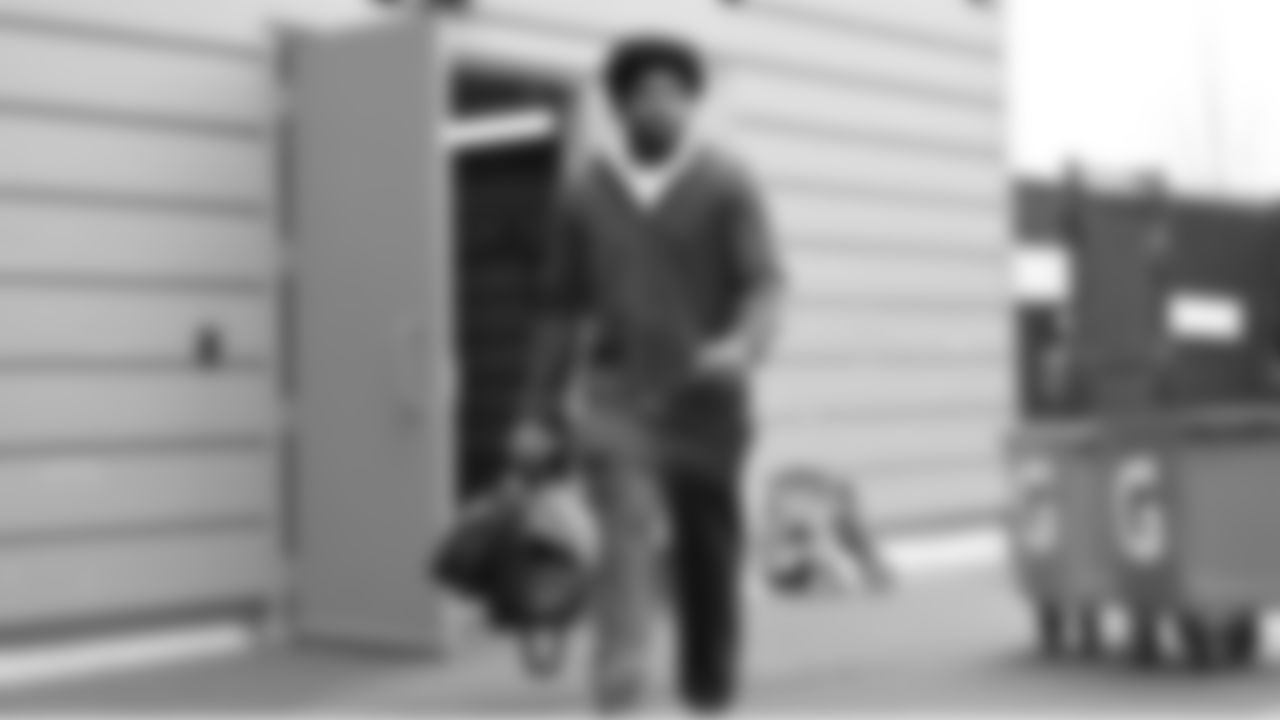 Seahawks cornerback Josh Jobe (29) departed the Virginia Mason Athletic Center on Saturday, November 15, 2025 for the Week 11 trip to Los Angeles.