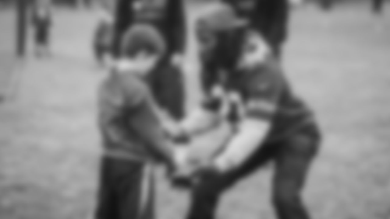 The Seahawks hosted a flag football clinic with NFL FLAG Vancouver at Unwin Park in Surrey, BC on Saturday, November 15, 2025.