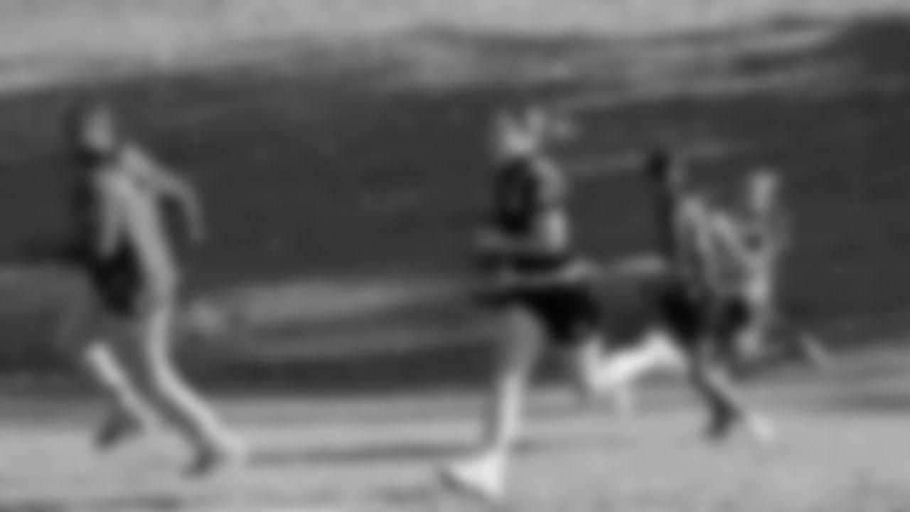 During a visit to Australia, Seahawks Legend Cliff Avril and Blitz stopped by the Kurranulla Aboriginal Corporation Community Center to play flag football and rugby alongside the Cronulla Sharks.