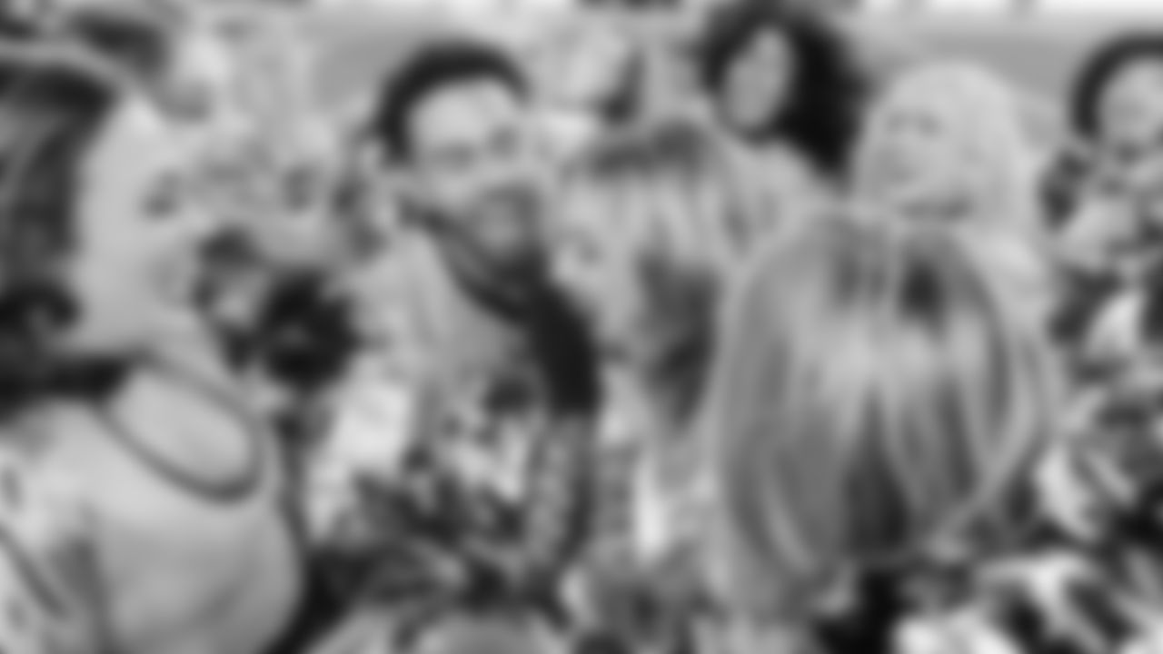 Congrats to Seahawks Pro Bowl Cheerleader, Ashli! Ashli was selected for the 2026 Pro Bowl and was recognized during Week 16 vs. the Los Angeles Rams on December 18, 2025 at Lumen Field.