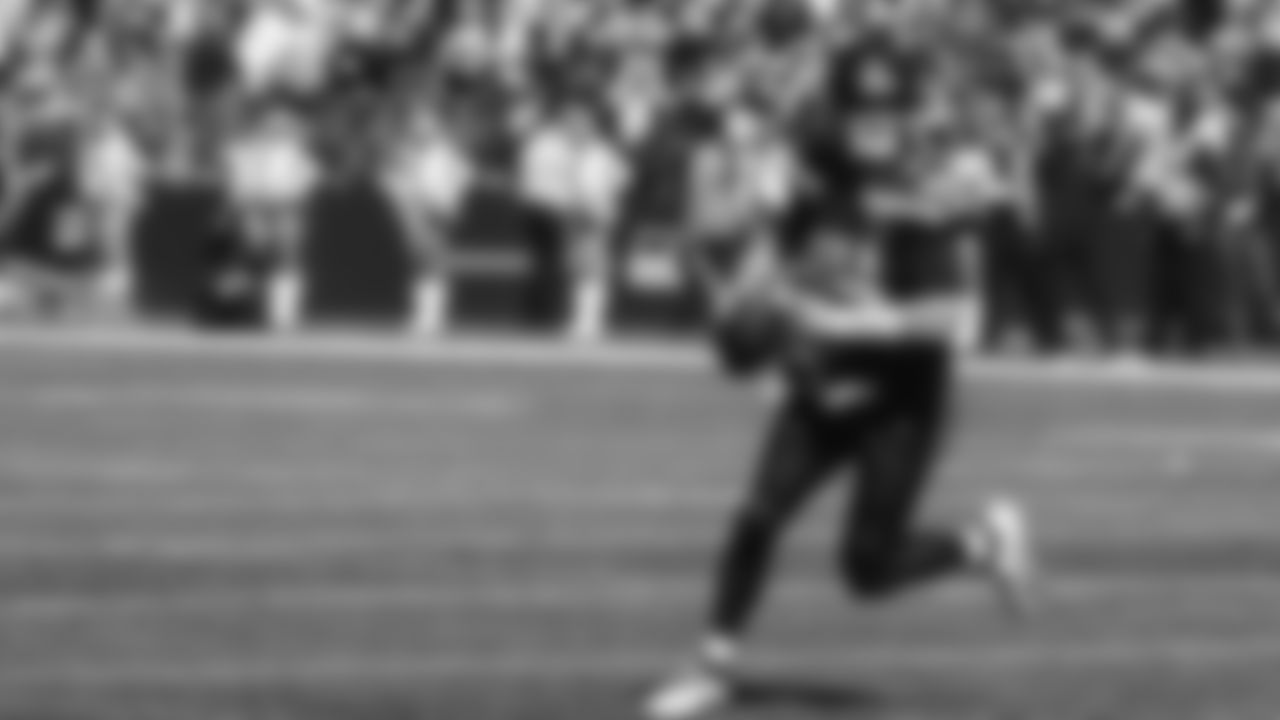 Seahawks quarterback Sam Darnold (14) vs. the New Orleans Saints in Week 3.