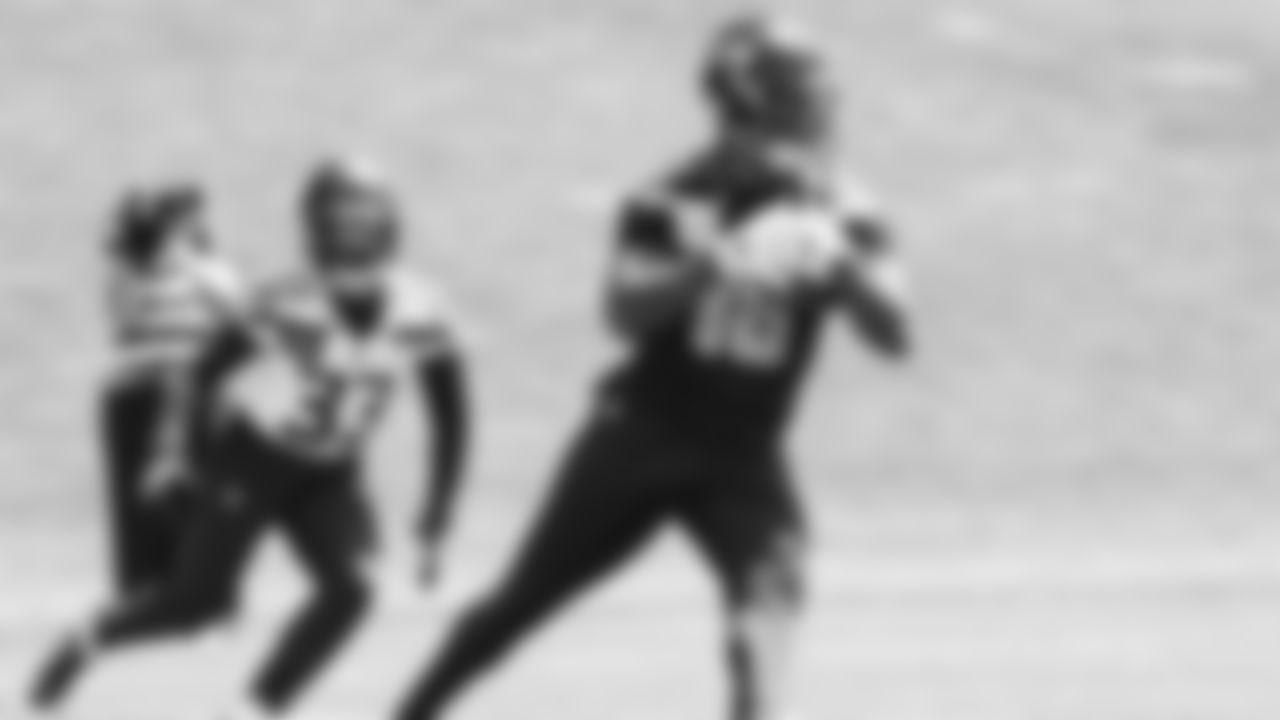 Seahawks tight end Elijah Arroyo (18) participated in a workout on day one of OTAs on Tuesday, May 27, 2025 at the Virginia Mason Athletic Center.