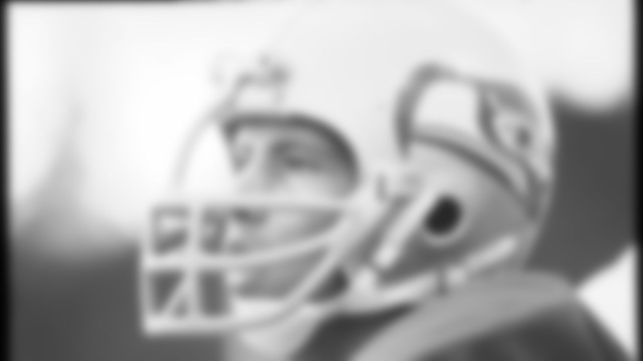 The Seahawks drafted West Texas A&M defensive end Jeff Lloyd with the 62nd overall pick in the 3rd round of the 1976 NFL Draft.