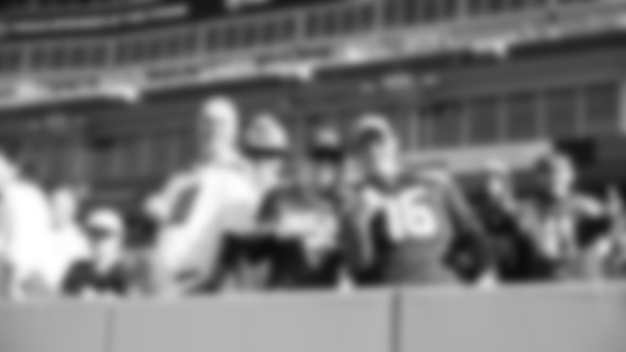 12s show up strong for a week 12 matchup against the Titans on November 23, 2025