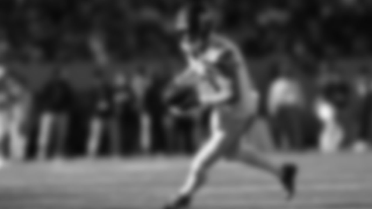 Seahawks at Titans on November 23, 2025