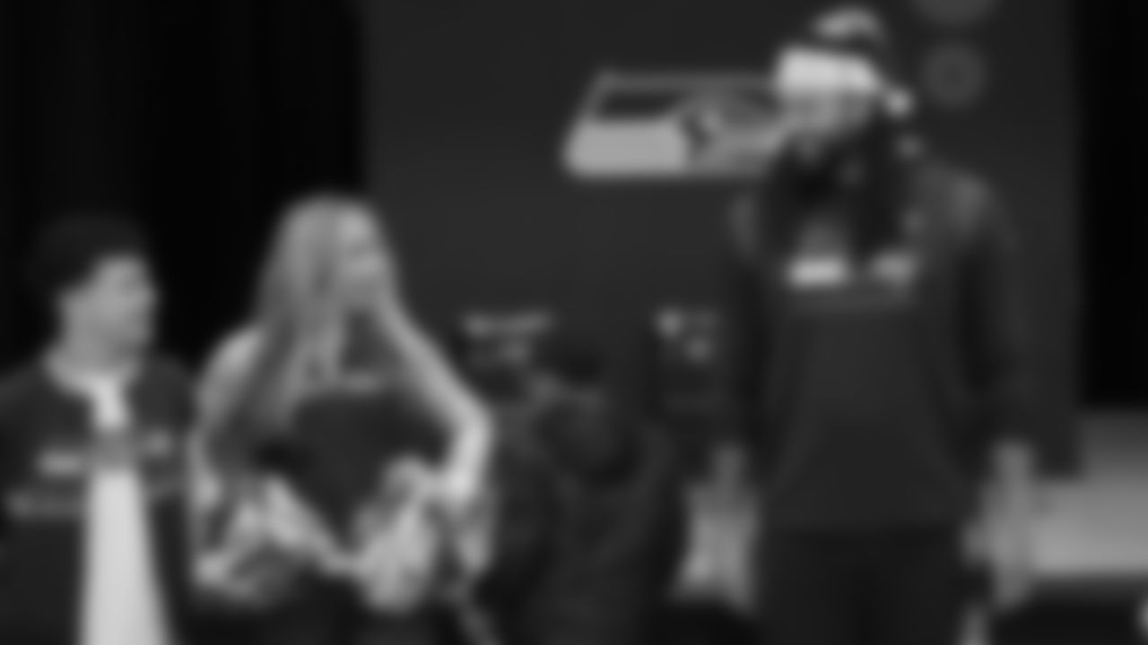 The Seattle Seahawks visited Rainier View Elementary with special appearances from Seahawk Dancers and Legend Garry Gilliam on December 11, 2025.