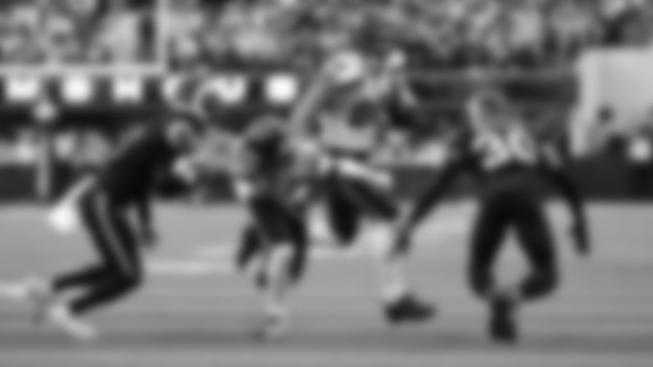 Seahawks at Rams on November 16, 2025