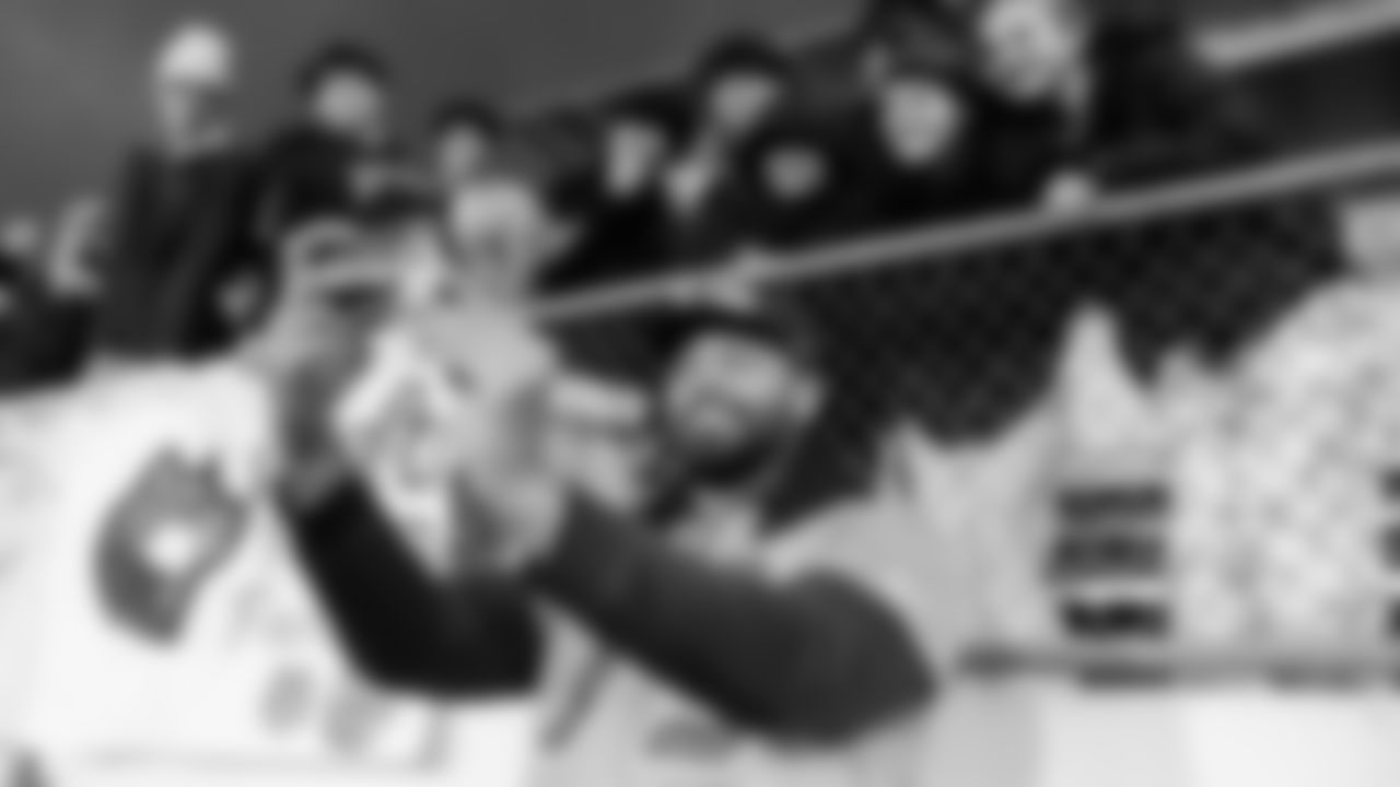 The Seahawks visited Everett Memorial Stadium on Wednesday, January 7, 2026 with Seahawks Legend Garry Gilliam for the third Girls Flag Takeover of the season featuring varsity games between Ferndale High School vs. Monroe High School and Squalicum High School vs. Jackson High School.