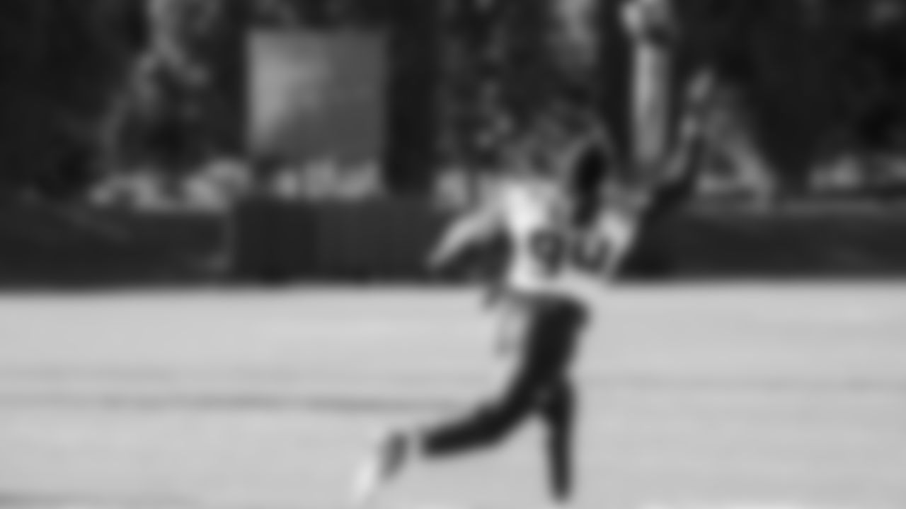 Seahawks defensive end Mike Morris (94) practiced on Friday, November 28, 2025 at the Virginia Mason Athletic Center.