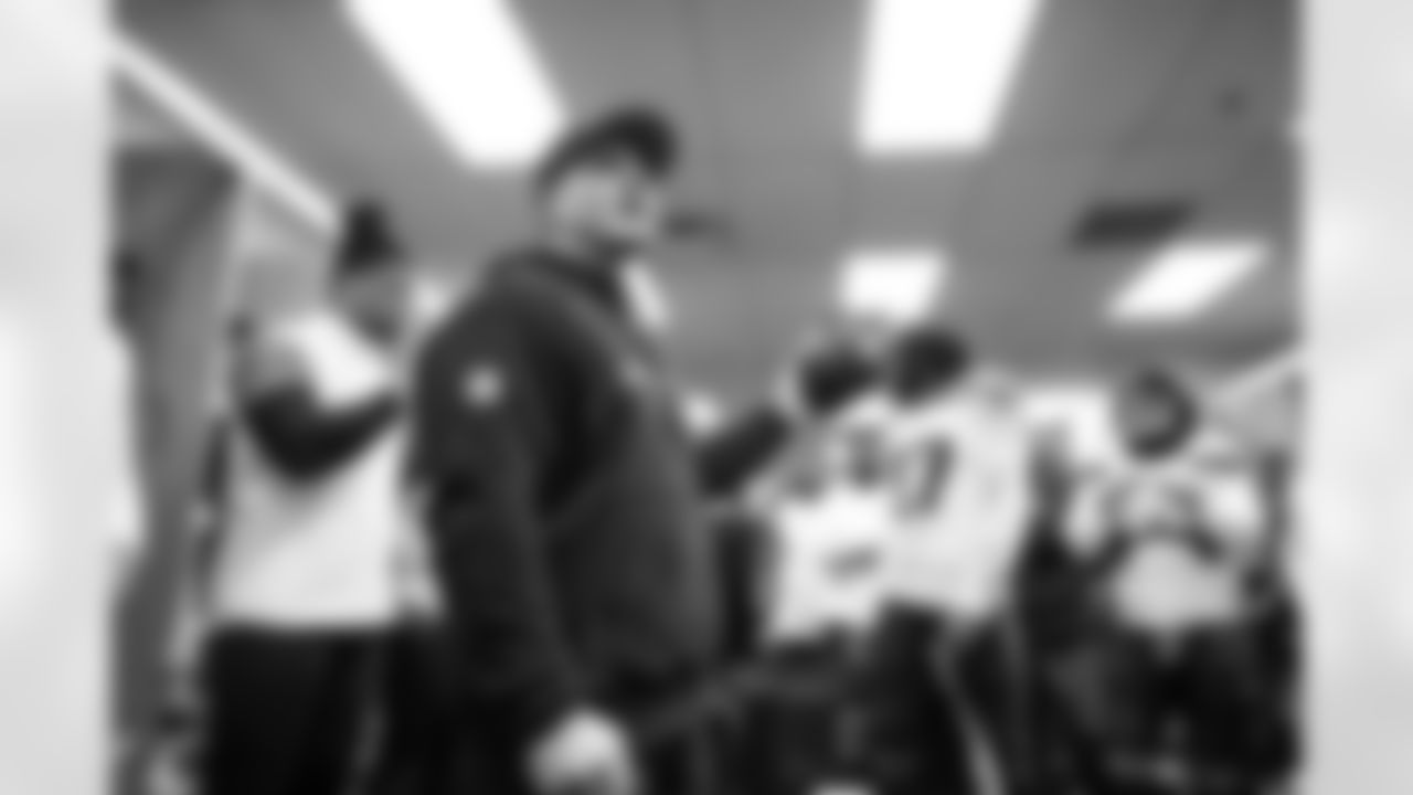 Seahawks head coach Mike Macdonald celebrates the Week 17 win over the Chicago Bears on Thursday, December 27, 2024.