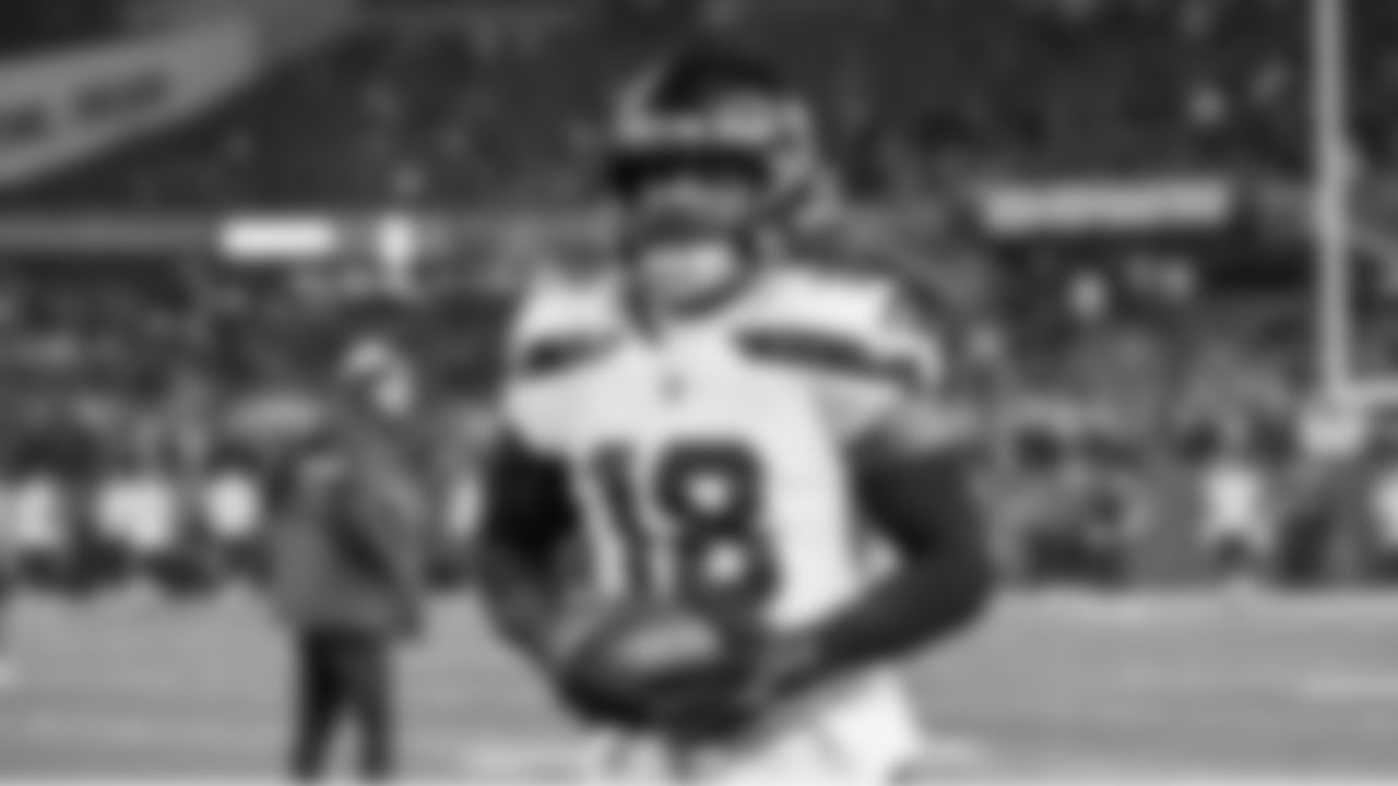 Seahawks linebacker Josh Ross (47)