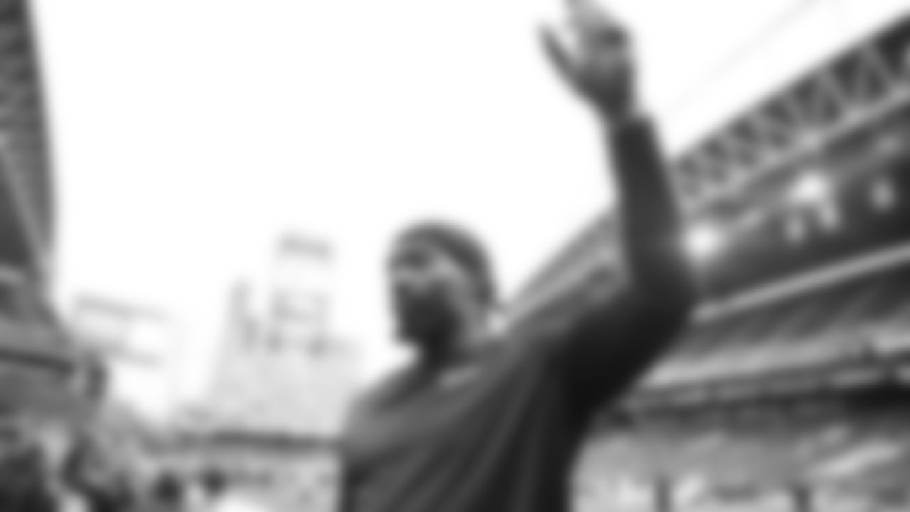 Seahawks defensive end DeMarcus Lawrence (0) warms up at Lumen Field for the Week 15 matchup vs. the Indianapolis Colts.