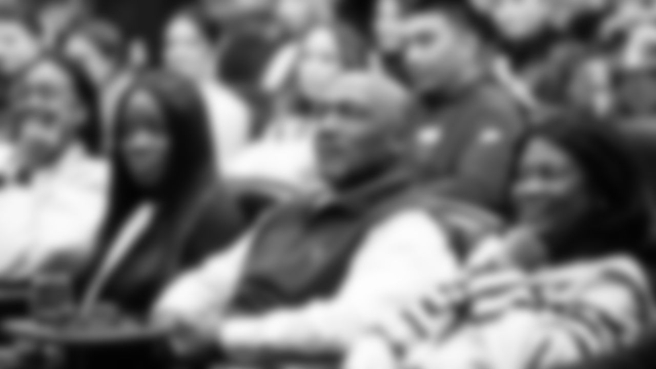 On February 19, ONYX, the Seahawks Black Employee Resource Group, in partnership with the DEI team, hosted its 2nd annual Black History Month celebration, 50 Years Strong: Celebrating Black Excellence & the Seahawks Legacy, at the Virginia Mason Athletic Center.