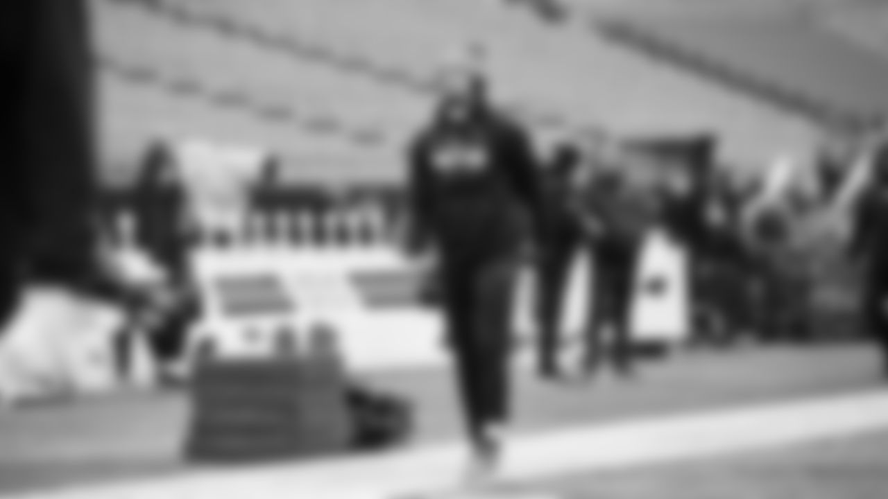 Seahawks wide receiver Jaxon Smith-Njigba (11) warms up at Bank of America Stadium for the Week 17 matchup vs. Panthers on December 28, 2025.