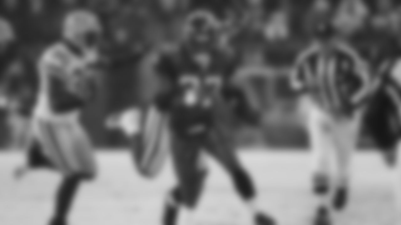 RB Shaun Alexander 2000-2007