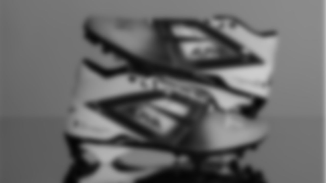 Seahawks long snapper Chris Stoll (41) - THON