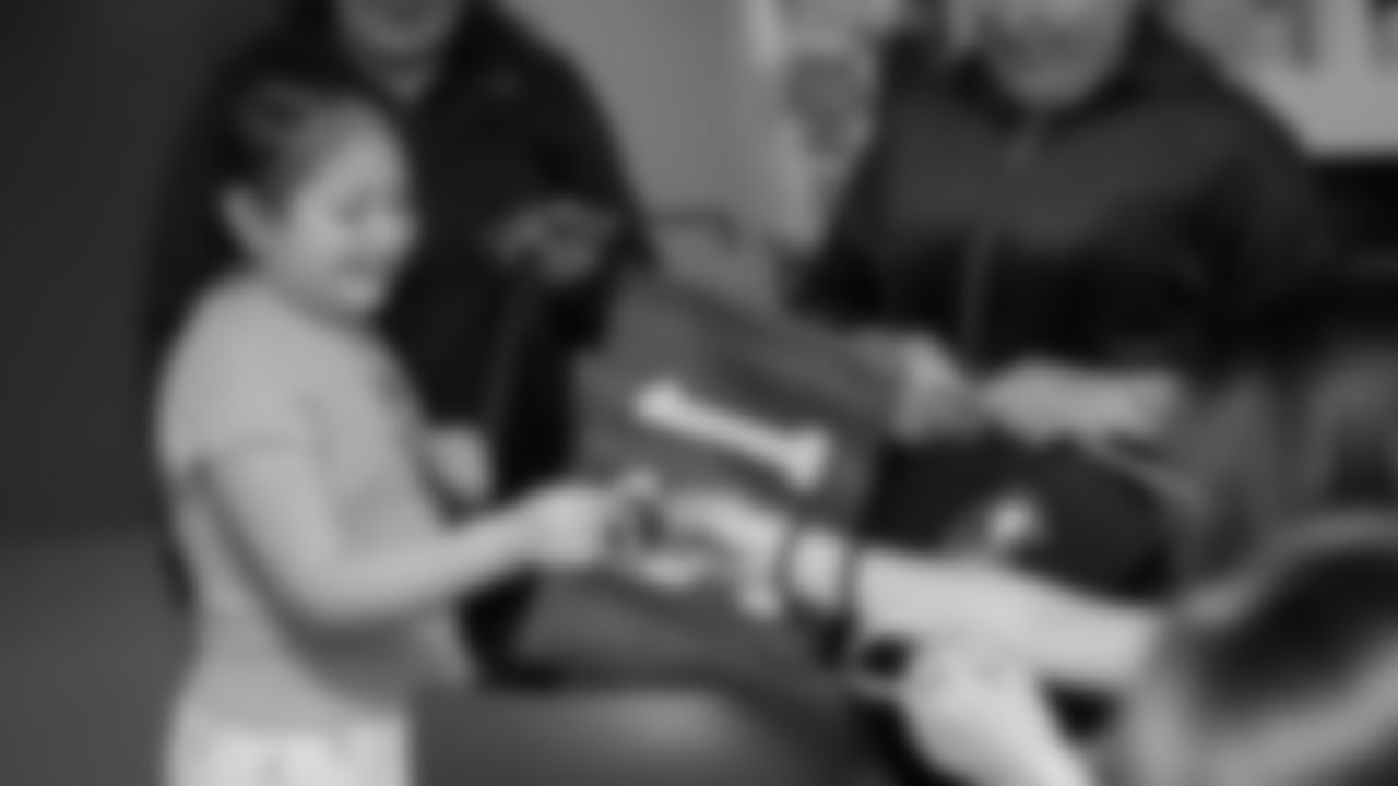 The 2025 Seahawks Intern Class volunteered at the Ronald McDonald House Charities of Western Washington & Alaska for their Intern Day of Service on Thursday, October 30th, 2025