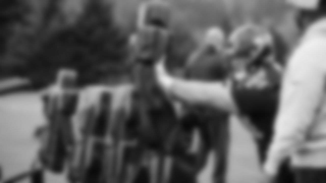 Seahawks defensive tackle Rylie Mills (98) practiced on Tuesday, December, 23, 2025 at the Virginia Mason Athletic Center.