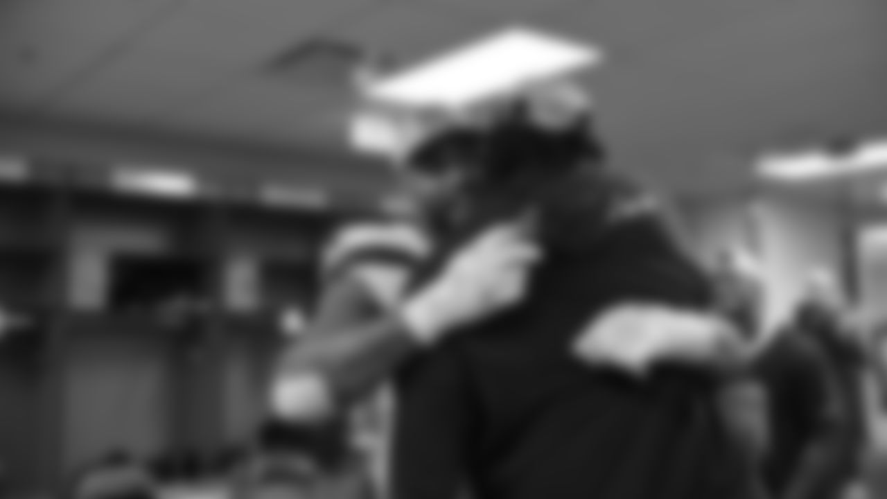 The Seahawks celebrated the win vs. the 49ers at Levi's Stadium in Week 18.