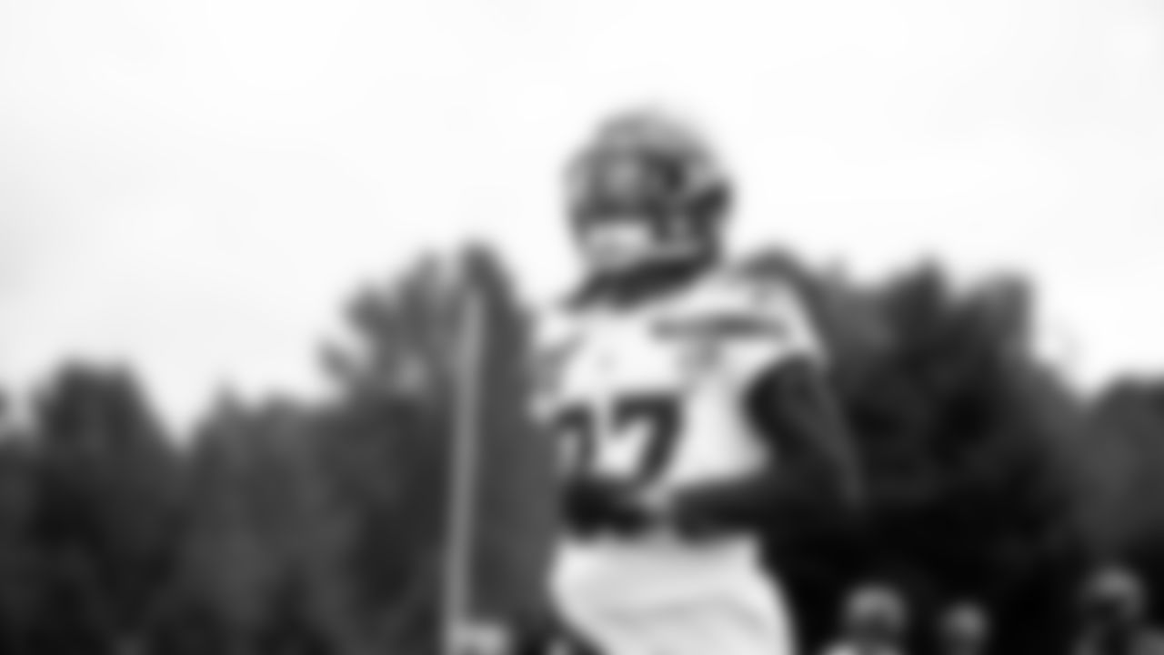 Seahawks cornerback Riq Woolen (27) participated in a workout on day two of OTAs on Thursday, May 29, 2025 at the Virginia Mason Athletic Center.