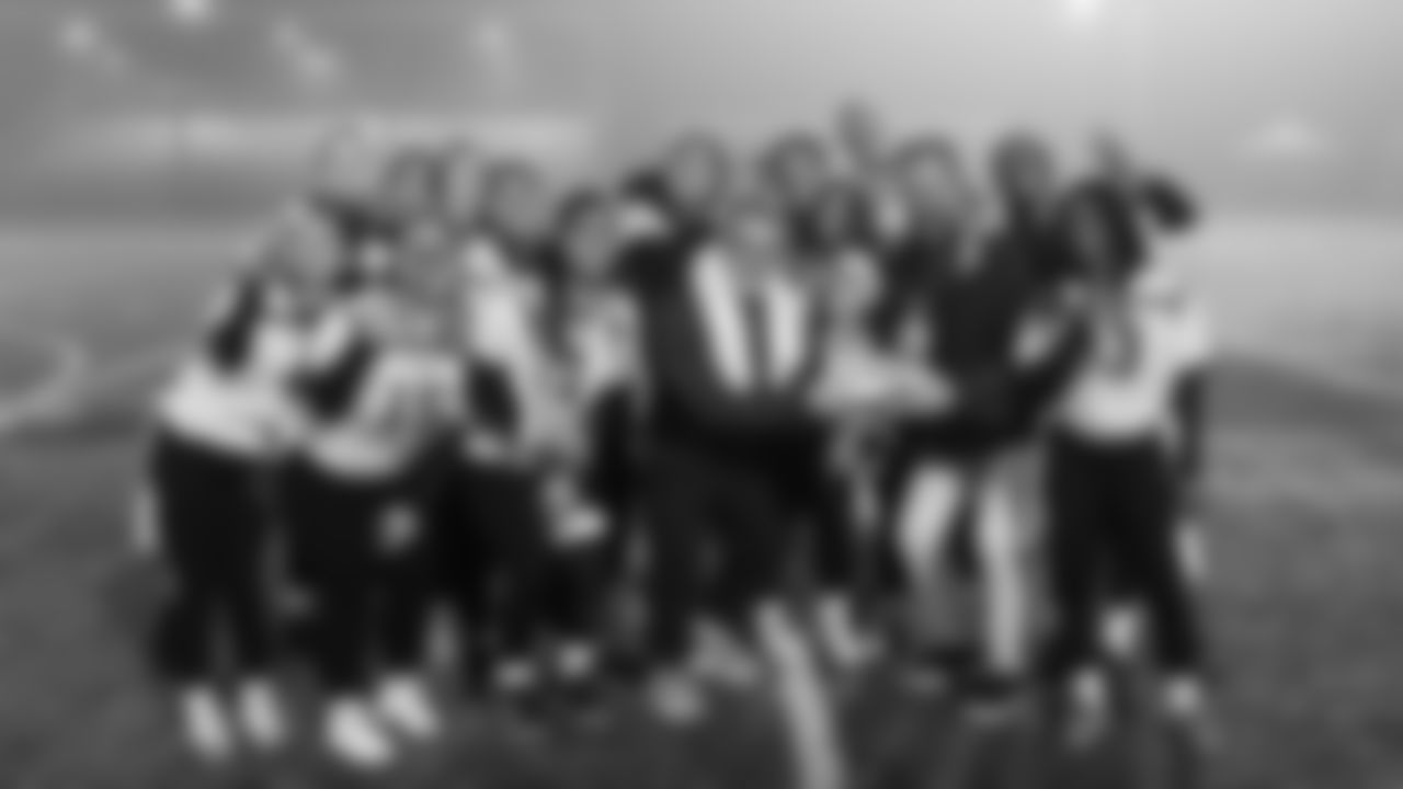 The Seahawks visited Tahoma High School on Tuesday, January 13, 2026 with Seahawks Legend Orlando Huff for the last Girls Flag Takeover of the season featuring the varsity game between Todd Beamer High School vs. Tahoma High School.