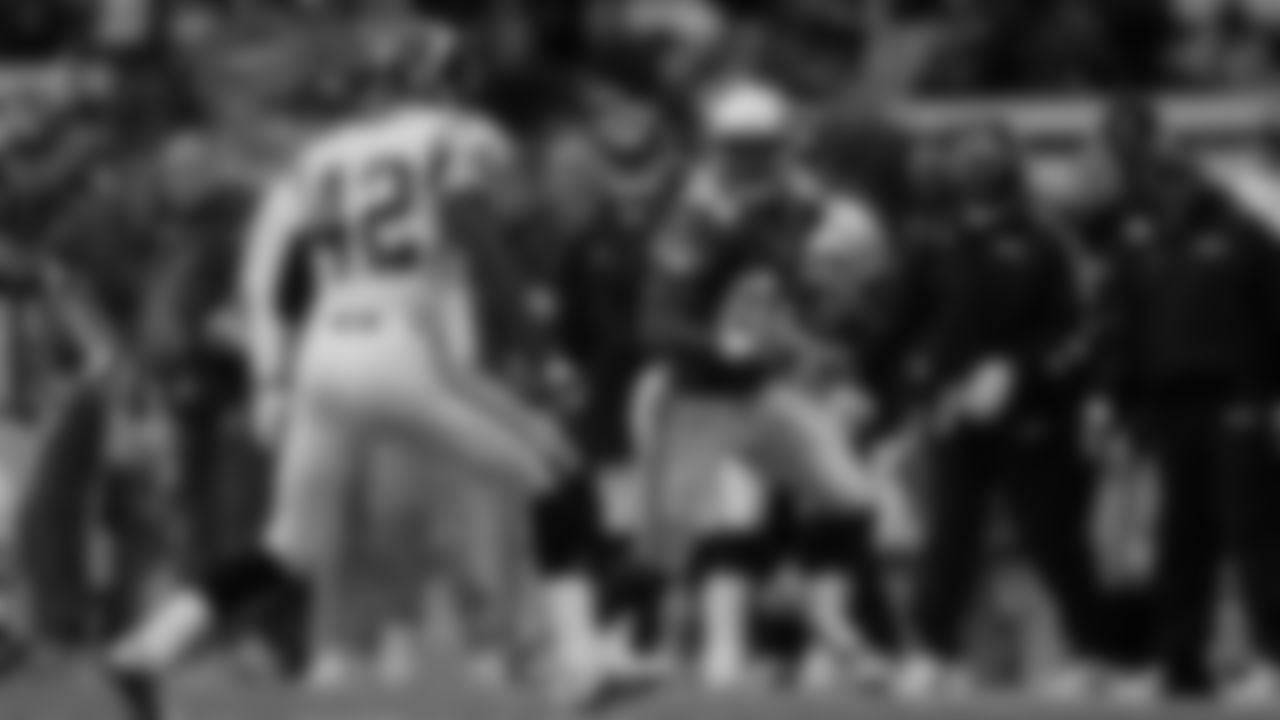 WR Bobby Engram 2001-2008