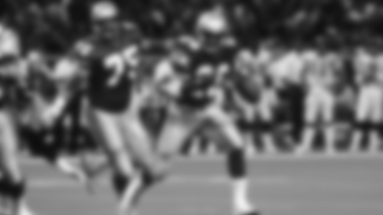 RB Curt Warner (28)