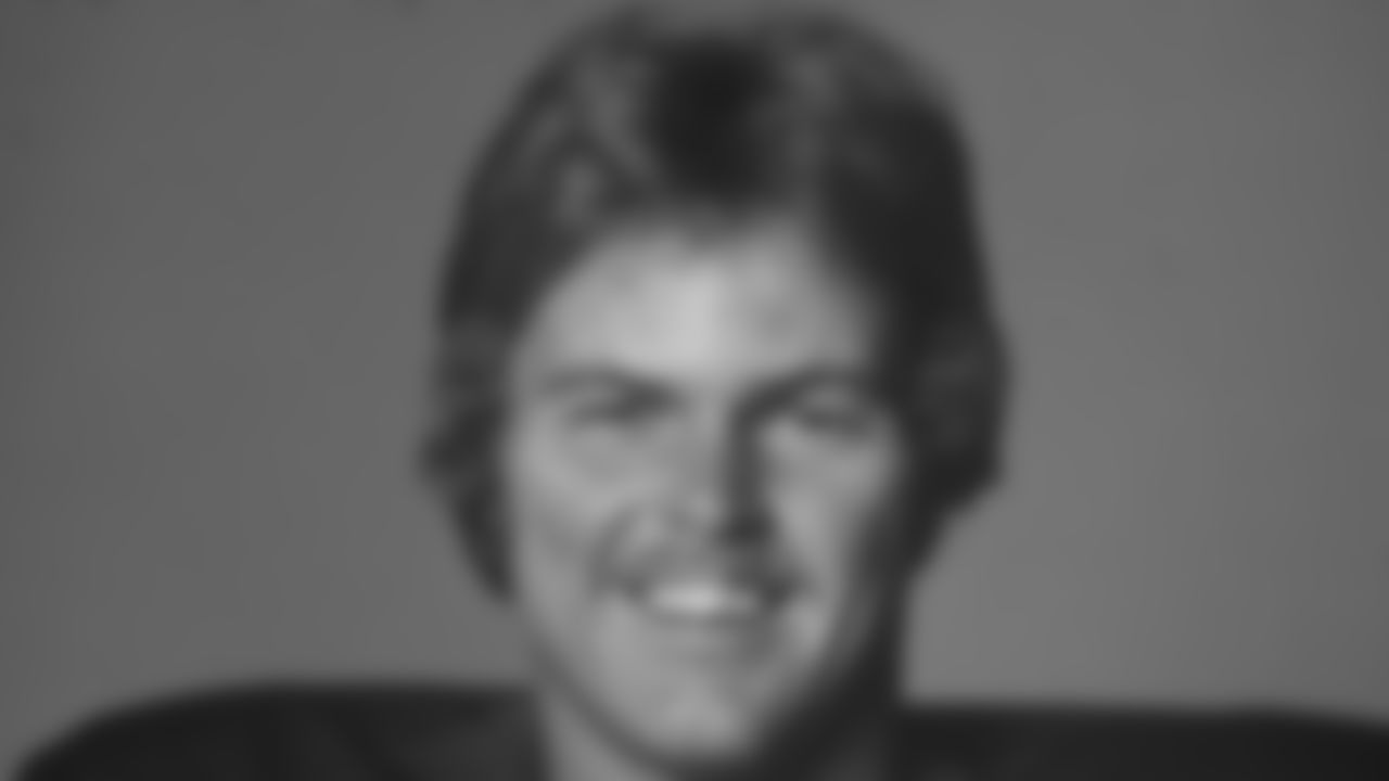 The Seahawks drafted Pittsburgh defensive back Bob Jury with the 63rd overall pick in the 3rd round of the 1978 NFL Draft.