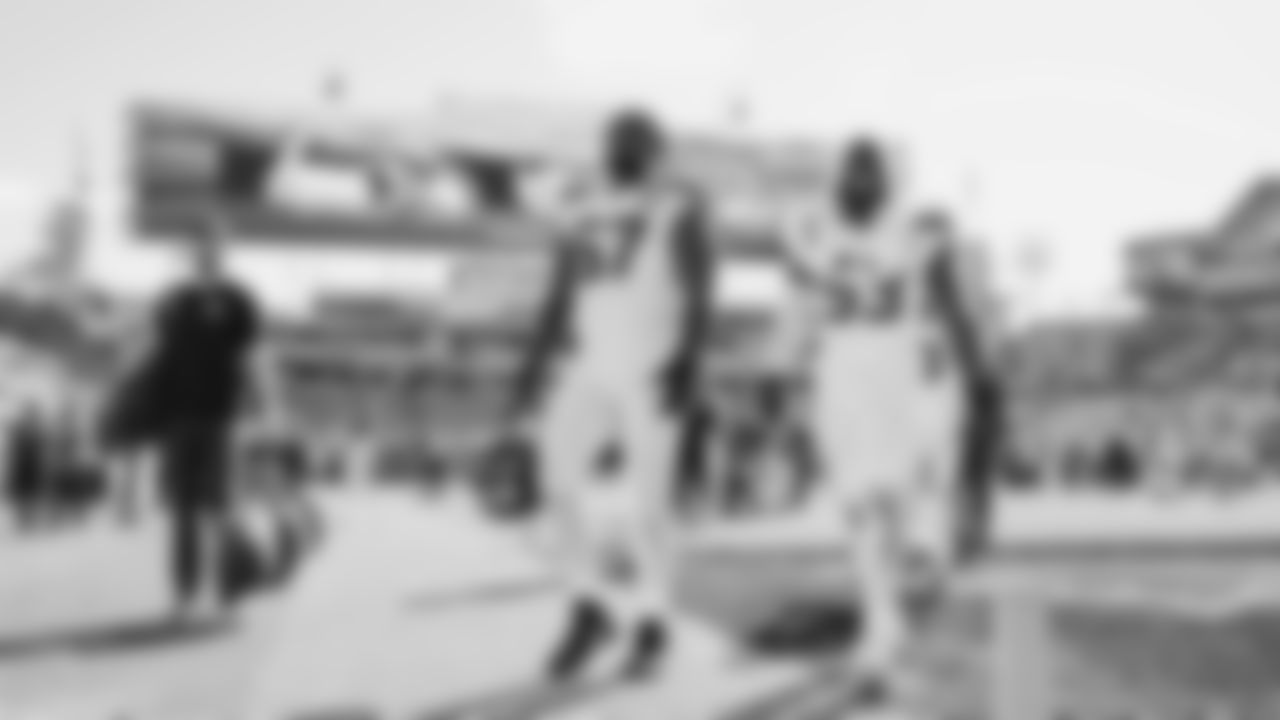 Seahawks tackle Charles Cross (67) at the Jacksonville Jaguars in Week 6.