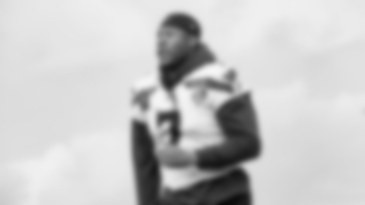Seahawks linebacker Uchenna Nwosu (7) practiced on Friday, October 17, 2025 at the Virginia Mason Athletic Center.