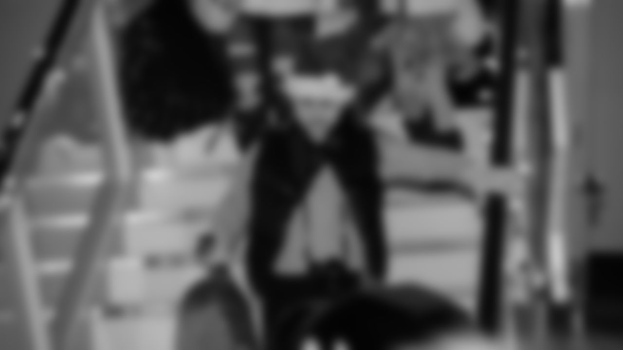 The Seahawks and Delta Air Lines hosted the annual Holiday in the Hangar event on December 2, 2025 to spread holiday cheer.