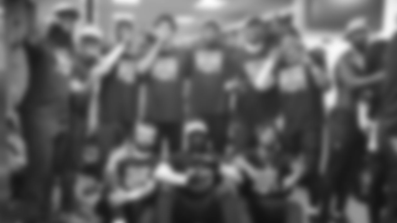 The Seahawks celebrated the win vs. the 49ers at Levi's Stadium in Week 18.