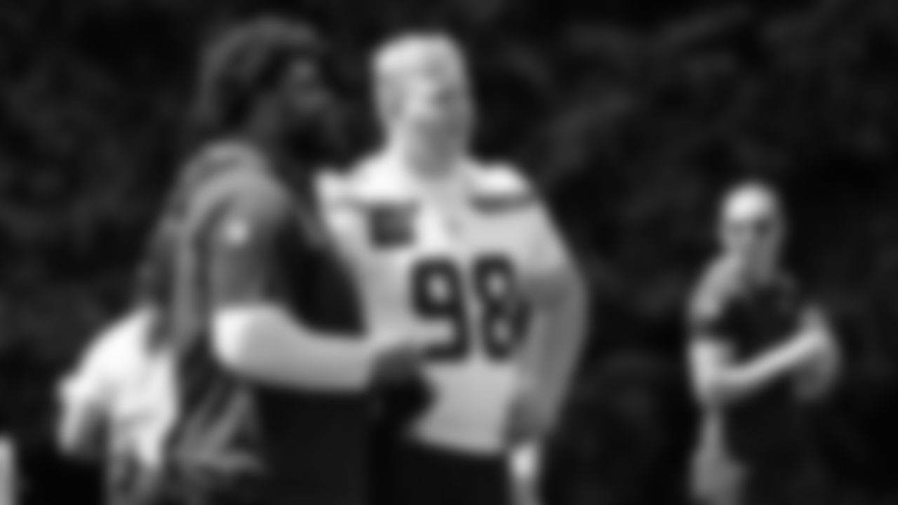 Seahawks defensive tackle Rylie Mills (98) participated in a workout on day four of OTAs on Monday, June 2, 2025 at the Virginia Mason Athletic Center.