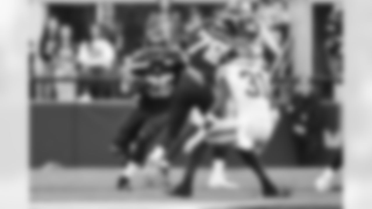 Seahawks running back Zach Charbonnet (26) at the Week 5 matchup against the New York Giants at Lumen Field on Sunday, October 6, 2024.