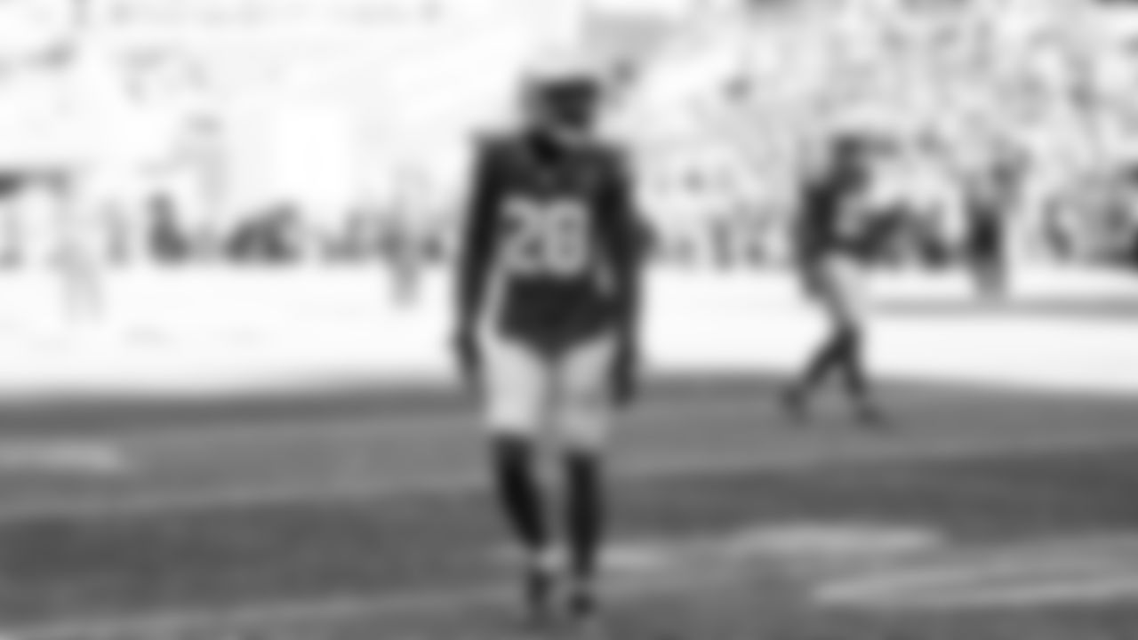 Seahawks cornerback Nehemiah Pritchett (28) warms up at Lumen Field for the Week 13 matchup vs. the Minnesota Vikings.