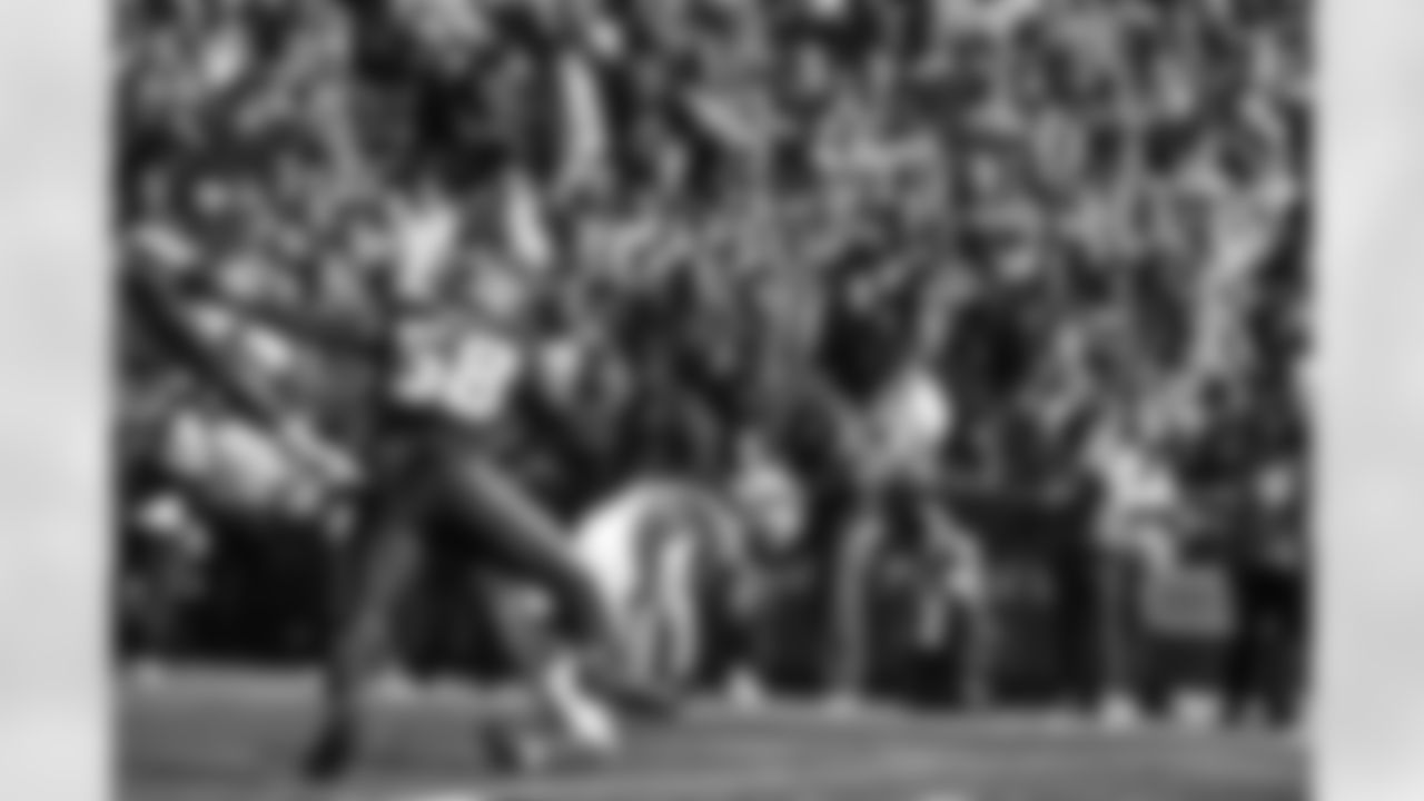 Seahawks linebacker Derick Hall (58) at the Week 5 matchup against the New York Giants at Lumen Field on Sunday, October 6, 2024.