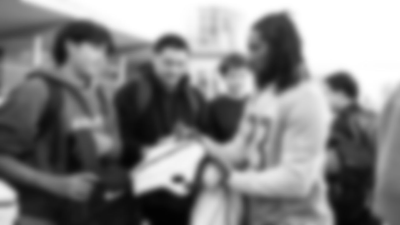 The Seahawks and American Family Insurance teamed up to empower local high school athletes and promote player safety with the donation of 150 Guardian Caps to the football teams at Chief Sealth International High School and Curtis Senior High School.