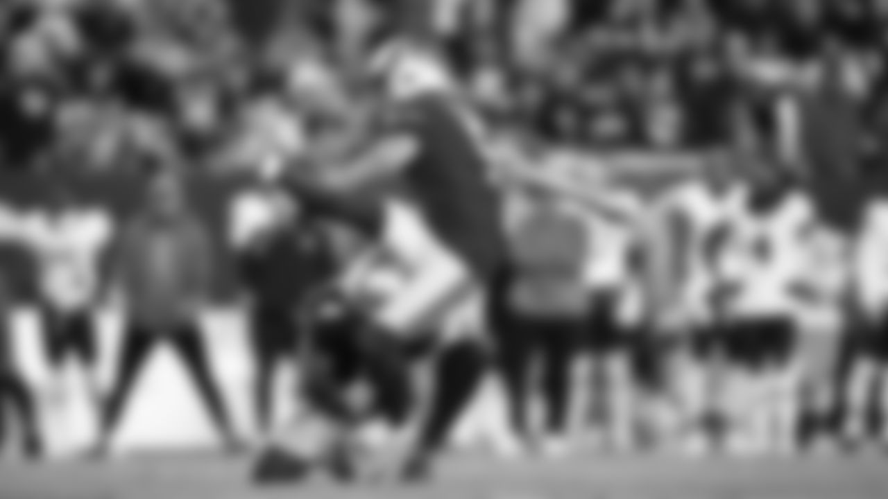 Seattle Seahawks at Washington Commanders for a week 9 throwback matchup on Nov 2, 2025