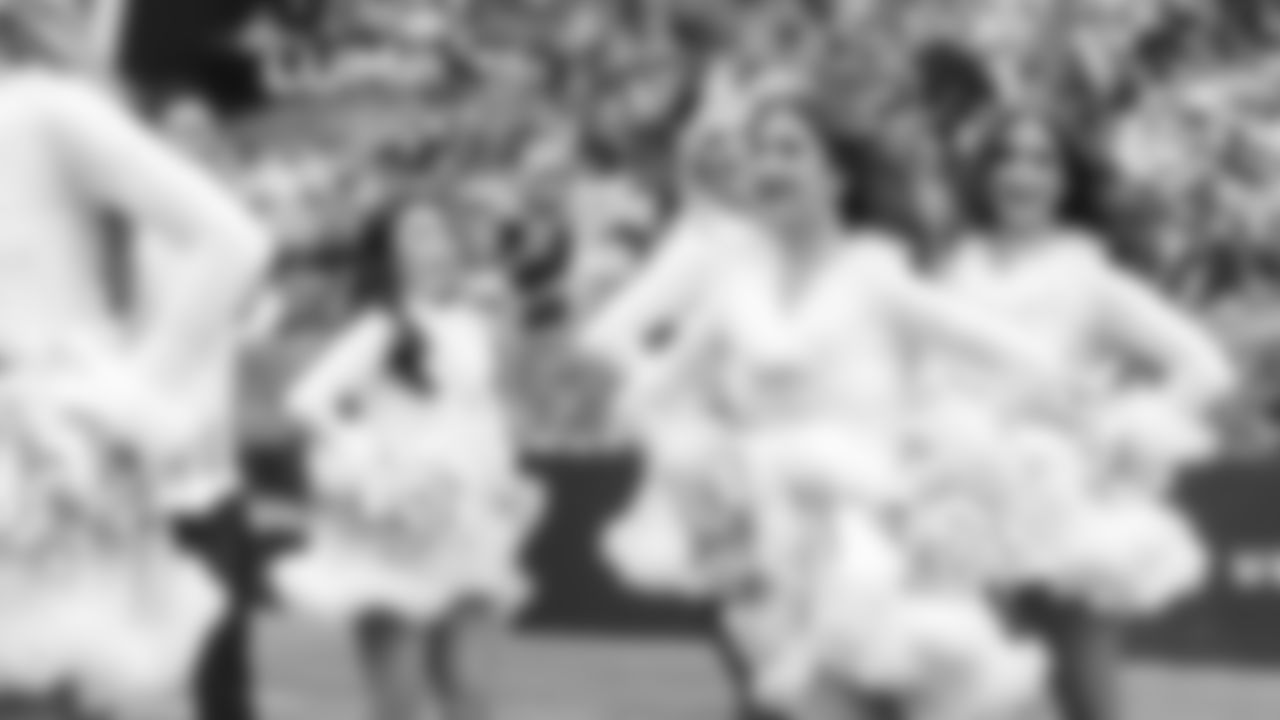 Seahawks Dancers in Week 15 on December 14th, 2025