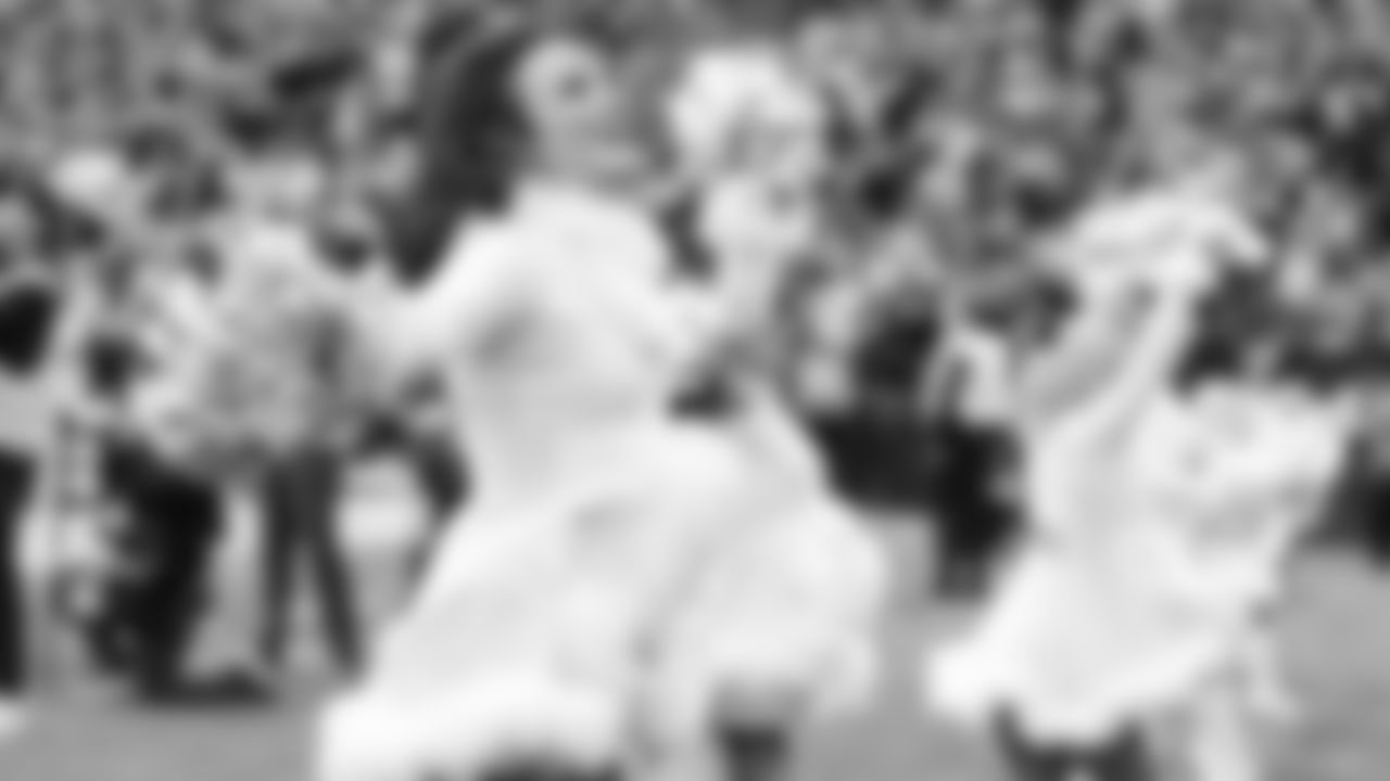 Seahawks Dancers in Week 15 on December 14th, 2025