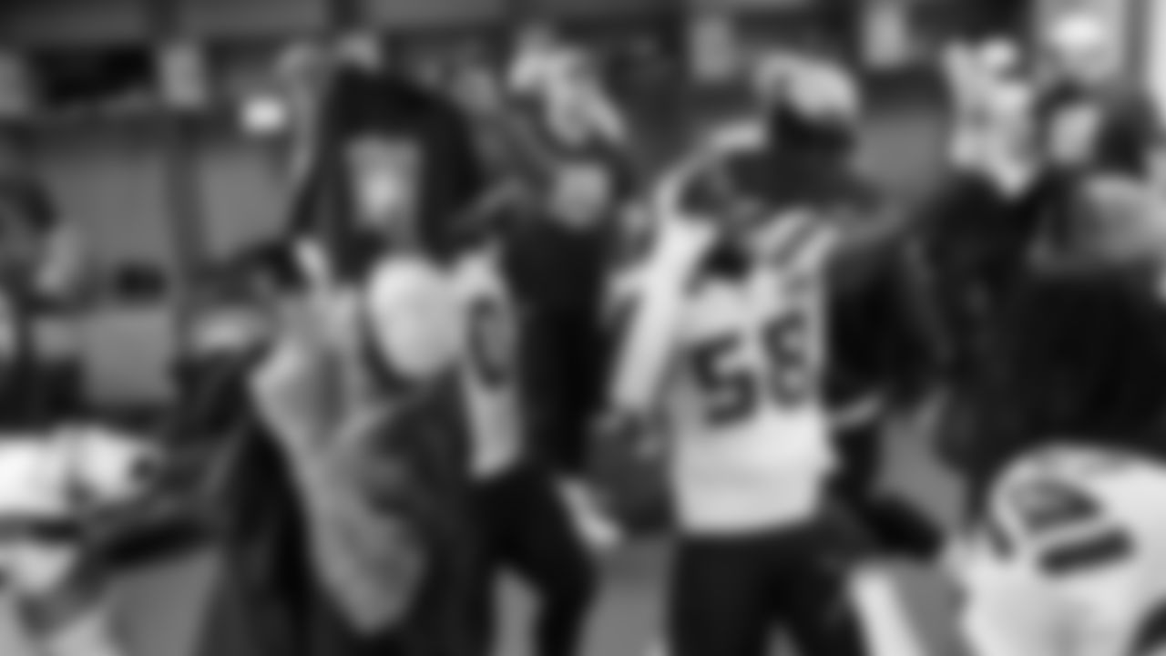 The Seahawks celebrated the win vs. the 49ers at Levi's Stadium in Week 18.