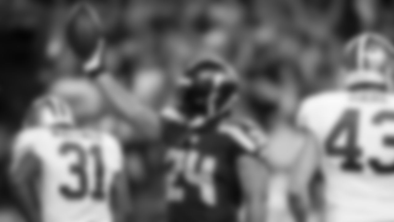 RB Marshawn Lynch 2010-2015,2019