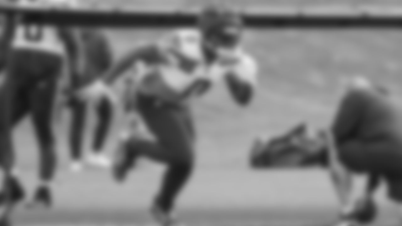 Seahawks defensive end DeMarcus Lawrence (0) practiced on Wednesday, October 29, 2025 at the Virginia Mason Athletic Center.