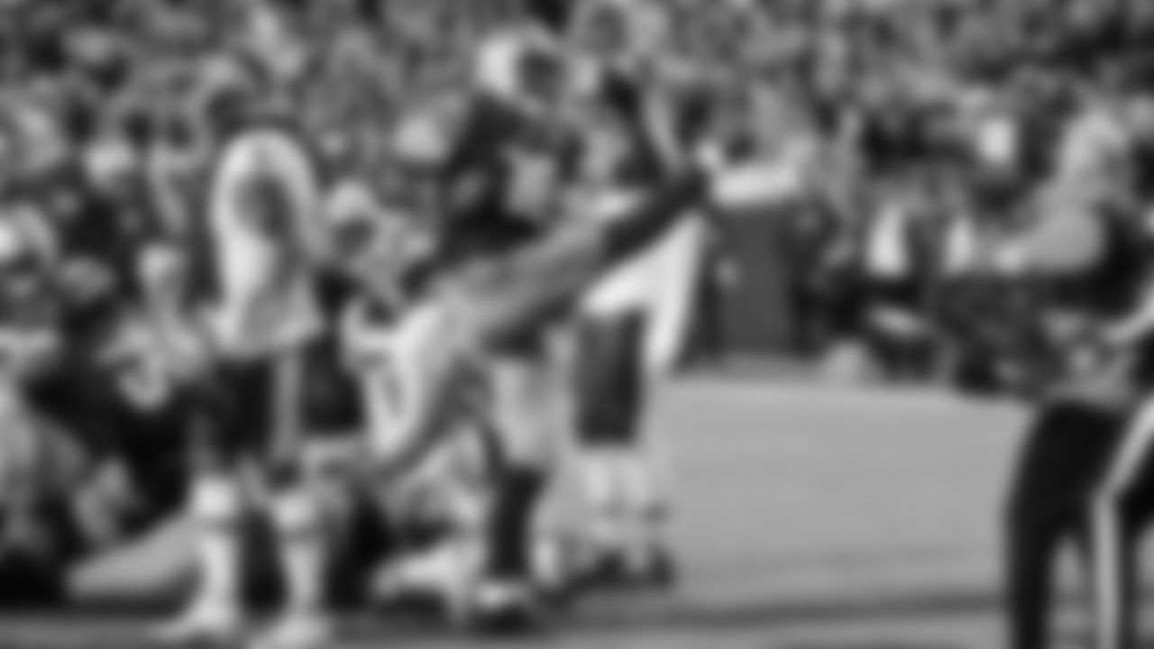 Seattle Seahawks at Washington Commanders for a week 9 throwback matchup on Nov 2, 2025